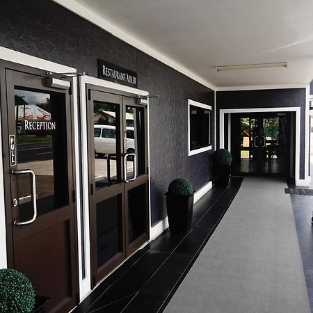 Travellers Point Hotel Apia Bagian luar foto