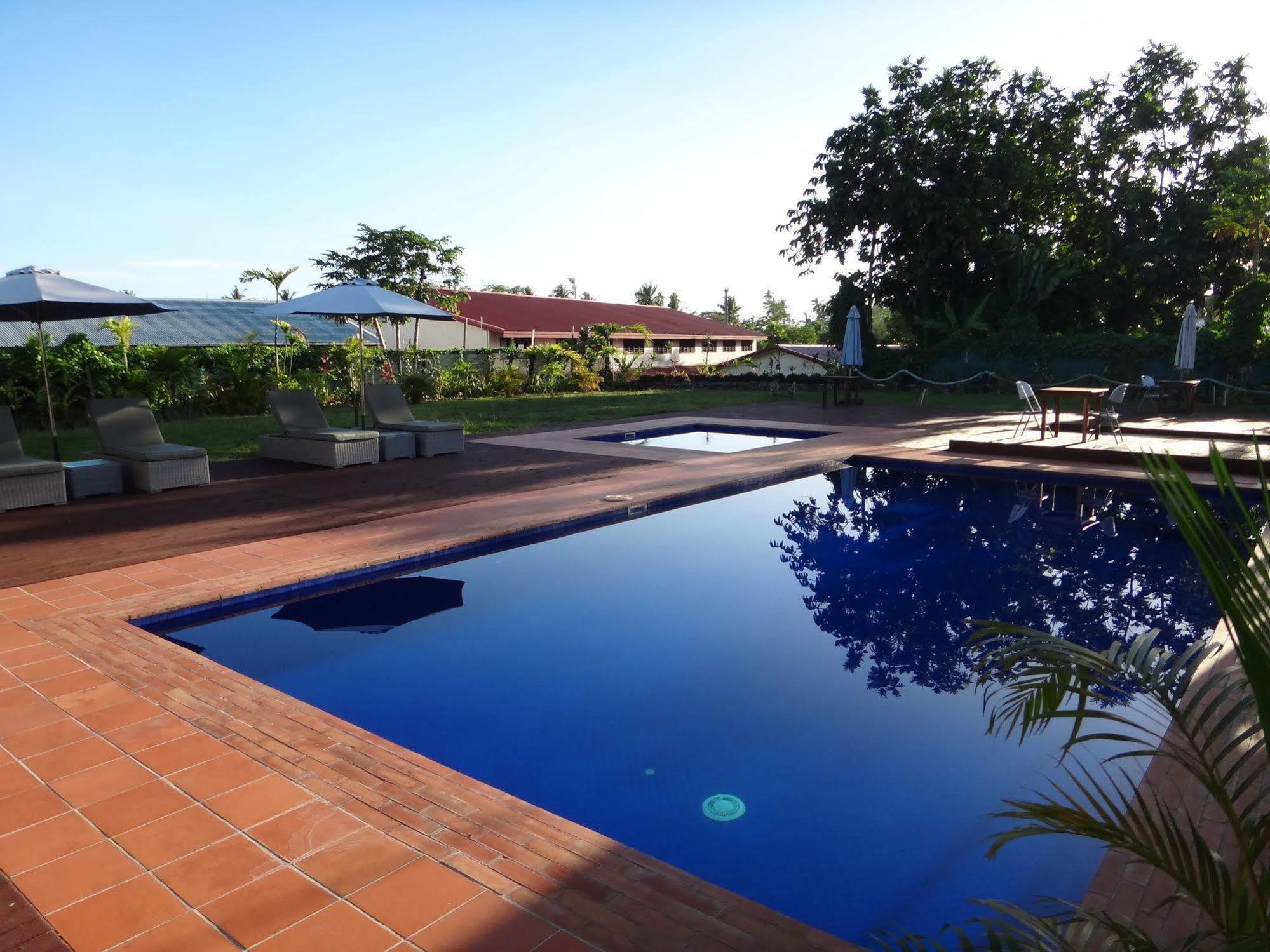 Travellers Point Hotel Apia Bagian luar foto